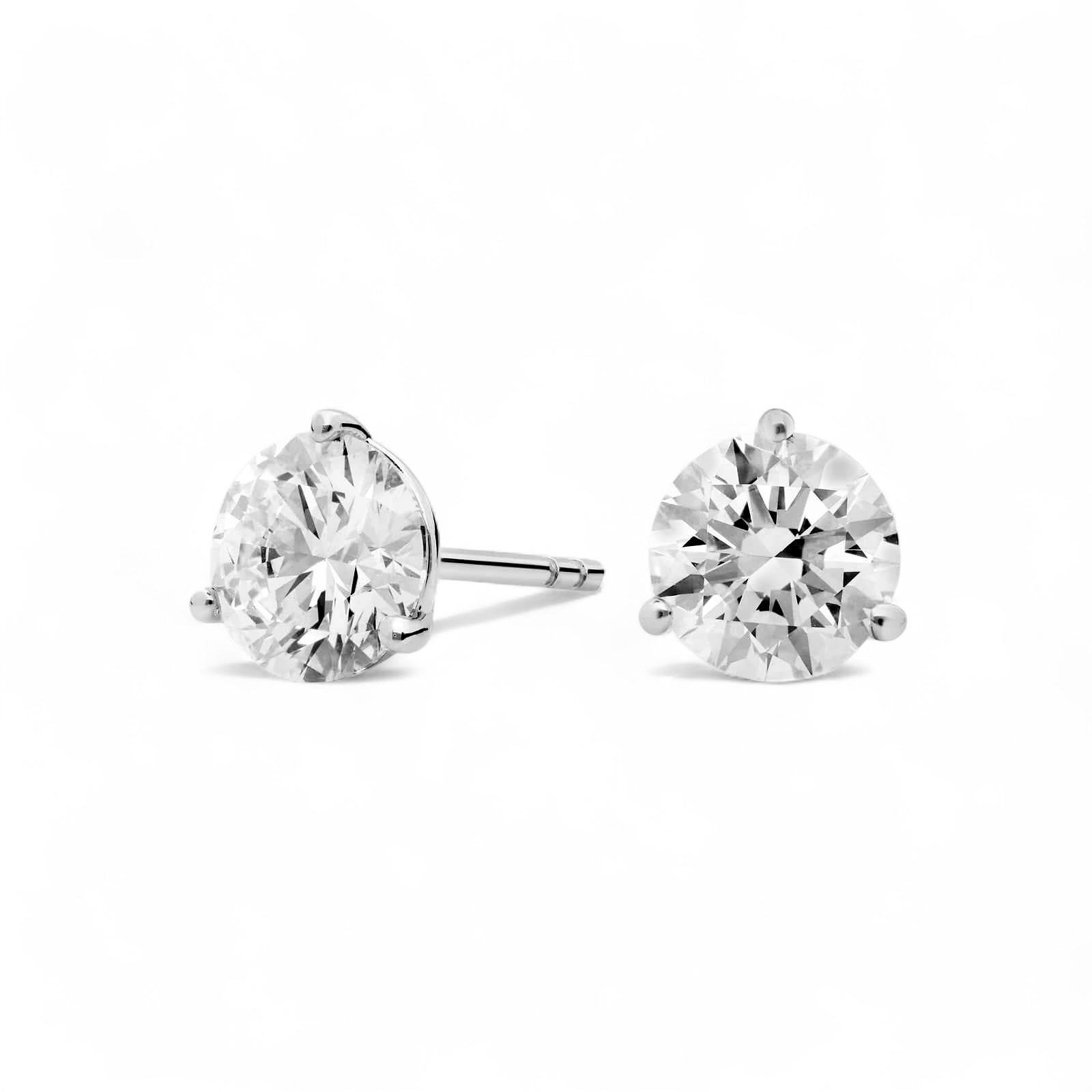 2 CT Studs